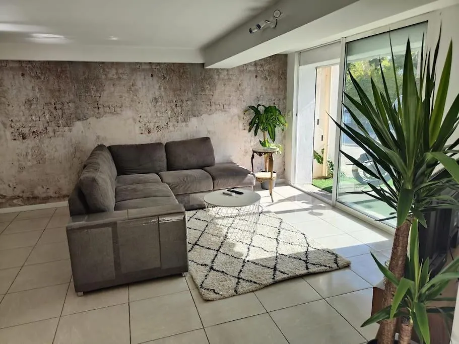 Zin And Green Jacuzzi Superbet2 Spacieux Idealement Situe Apartment Vitrolles  France