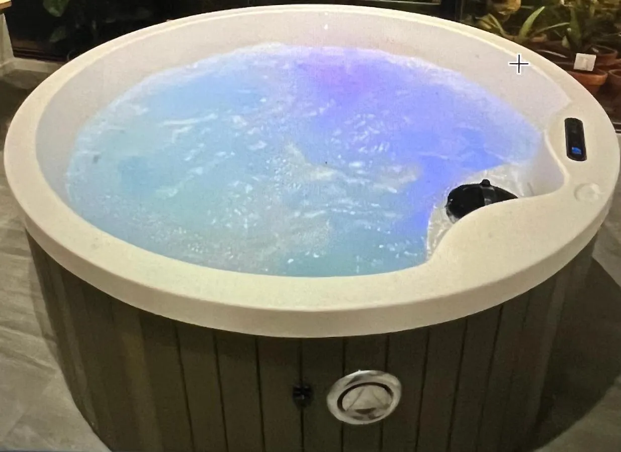 Zin And Green Jacuzzi Superbet2 Spacieux Idealement Situe Apartment Vitrolles